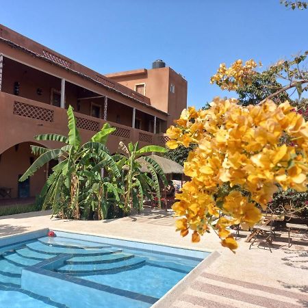 Begue Pokai Hostel Toubab Dialaw Buitenkant foto