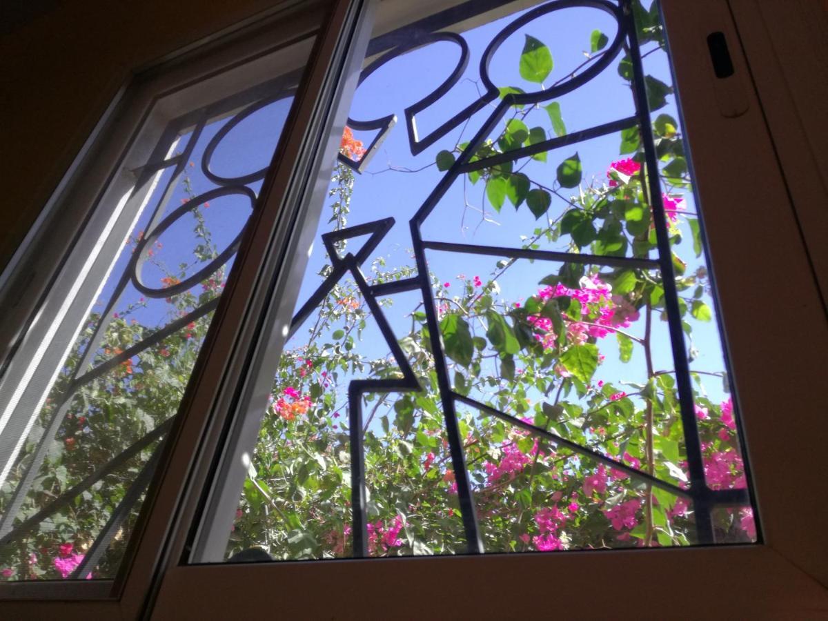 Begue Pokai Hostel Toubab Dialaw Buitenkant foto