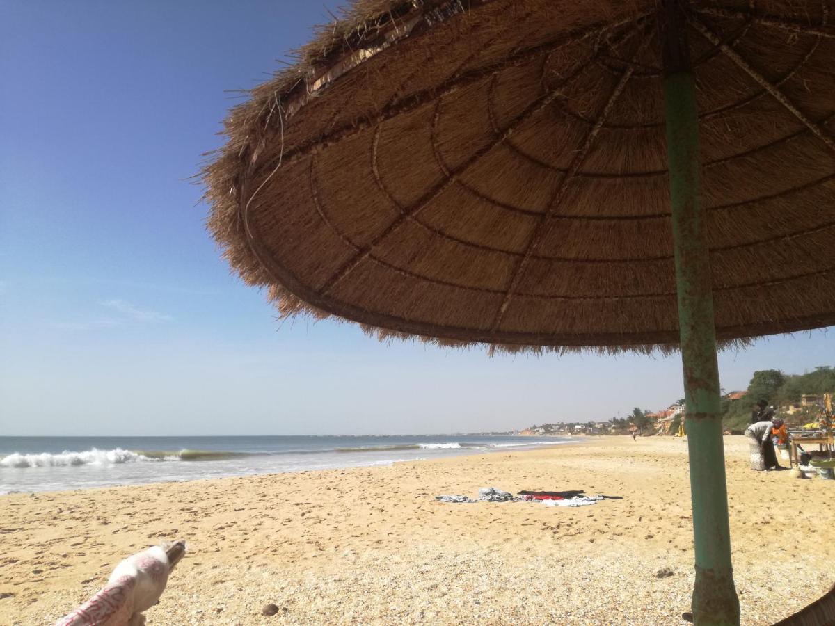 Begue Pokai Hostel Toubab Dialaw Buitenkant foto